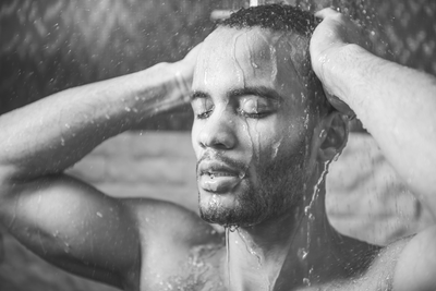 NEW YEAR, NEW ROUTINE: GET SOME LIFE BACK IN YOUR HAIR AND SKIN.